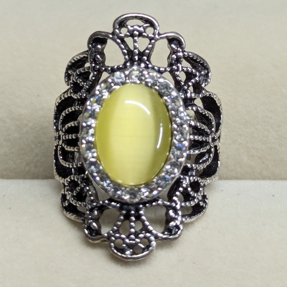 New Yellow Cat Eye Ring Clear Rhinestones Silver Filigree Stretch Band Oval Halo
